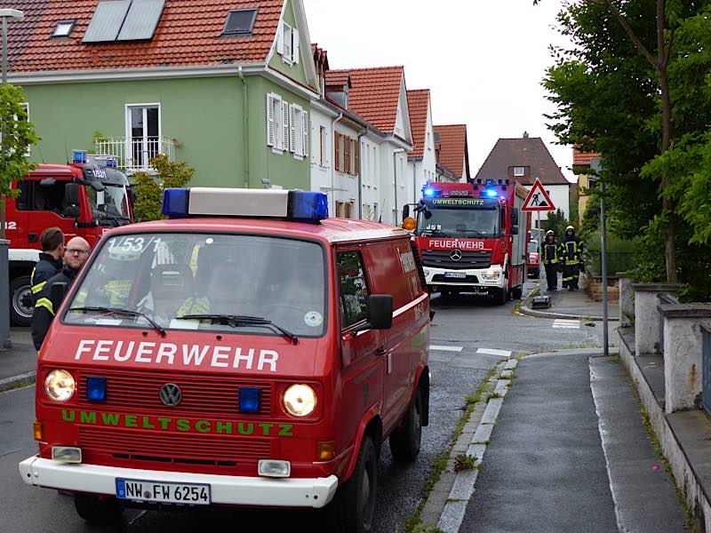 Einsatzfahrzeuge der Feuerwehr (Foto: Feuerwehr Neustadt)