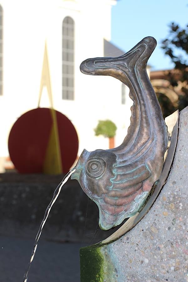 Brunnen am Rathausplatz („Speiender Fisch“) (Foto: Pressestelle Stadt Frankenthal)