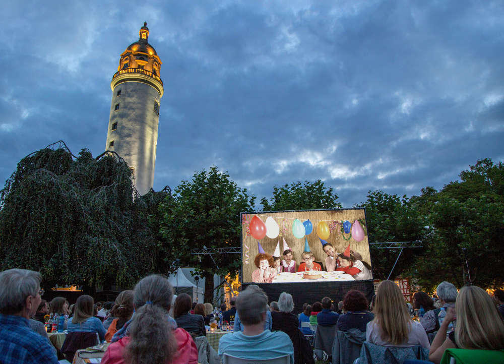 Atmosphäre auf der Schlossterasse in Frankfurt Höchst (Foto: Veranstalter)