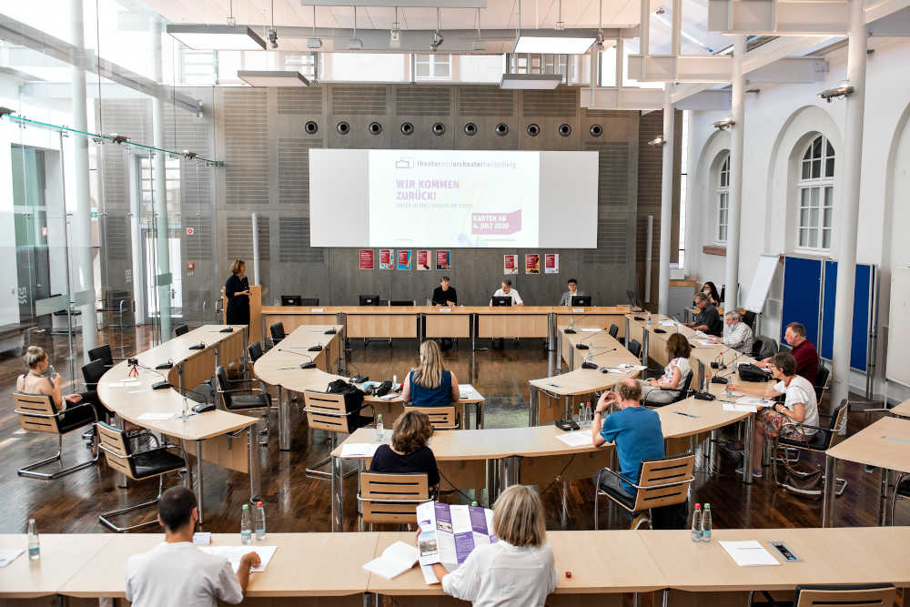 Pressekonferenz im Neuen Sitzungssaal des Heidelberger Rathauses (Foto: Susanne Reichardt)