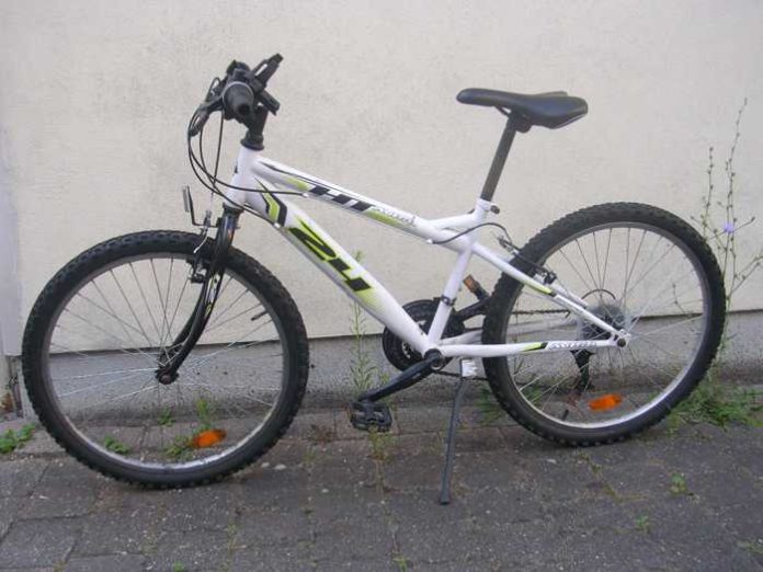 Speyer_Hinweise zu Eigentümer gesucht - Kinderfahrrad