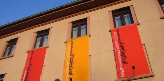 Fassadenbanner Internationales Filmfestival Mannheim-Heidelberg (Foto: Hannes Blank)