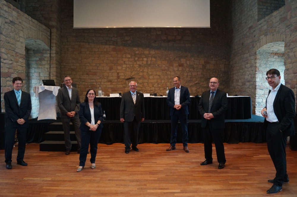 Raimund Rinder, Bernhard Adams (Baudezernent NW), Bianca Klein (Finanzministerium RLP), Hans-Ulrich Ihlenfeld, Dietmar Seefeldt, Gerold Reker, Thomas Hirsch (Foto: Kreisverwaltung Bad Dürkheim)