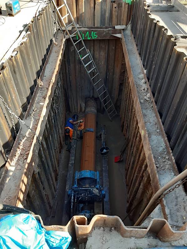 Die Baustelle in der Staatsstraße (Foto: Verbandsgemeindewerke Edenkoben) Die Baustelle in der Staatsstraße (Foto: Verbandsgemeindewerke Edenkoben)