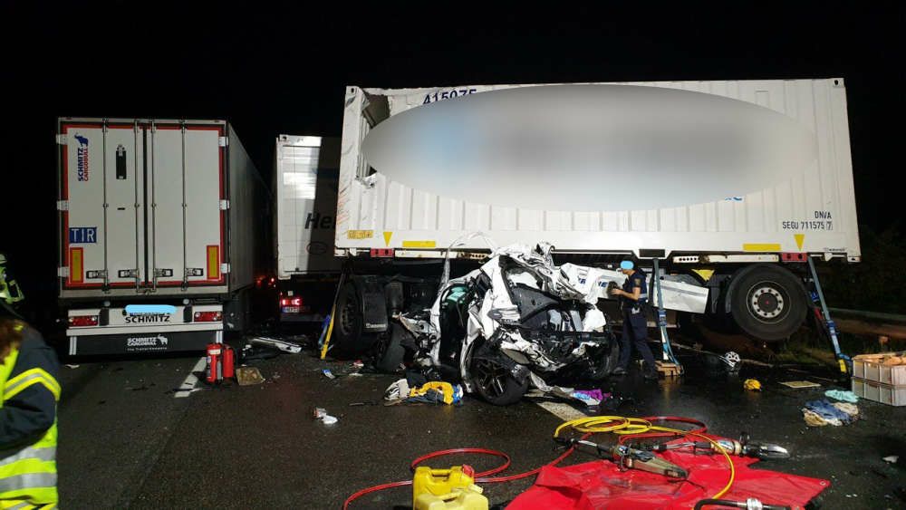 Verkehrsunfall A61 (Foto: Polizei RLP)