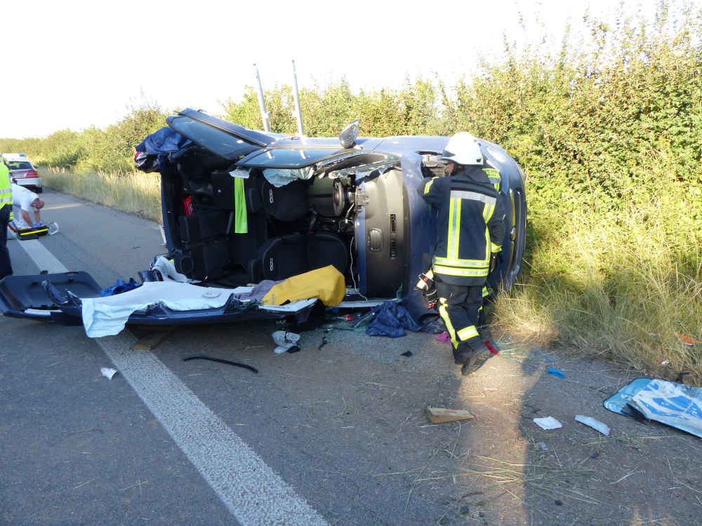 Verkehrsunfall auf der BAB 65 (Foto: Feuerwehr Neustadt)