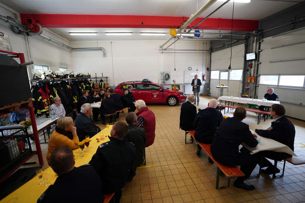 Elmstein Feuerwehrauto Indienststellung (Foto: Holger Knecht)