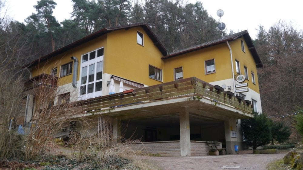 Liegt in einem romantischen Tal: das Naturfreundehaus Groß-Eppental bei Bad Dürkheim-Grethen (Foto: Bezirksverband Pfalz)