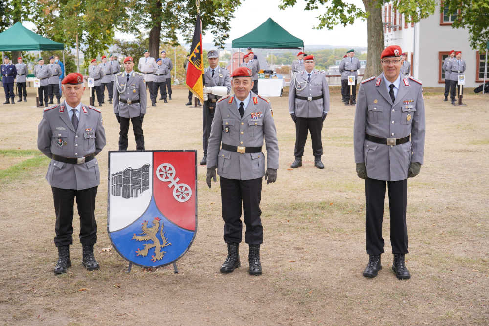 v.l.n.r. Oberst Mattes, Generalmajor Breuer, Oberst Weber (Foto: Bundeswehr/Stephan Dinges)