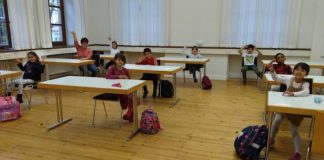 Kinder und Lehrerin hatten eindeutig Spaß beim Lernen. (Foto: Stadtverwaltung Neustadt)