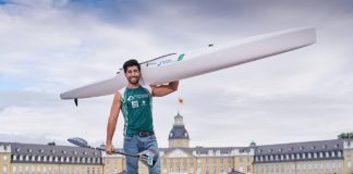 Kanute Saeid Fazloula hat in Karlsruhe seine zweite Heimat gefunden. Er will in Tokio unter der weißen Flagge des Refugee Olympic Team an den Start gehen. (Foto: GES/Helge Prang)