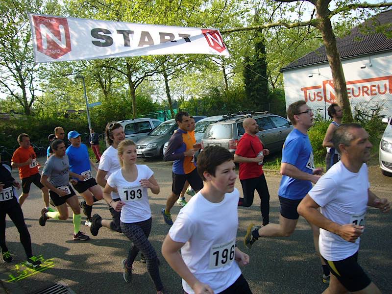 Start Volkslauf TuS Neureut (Foto: Hannes Blank)