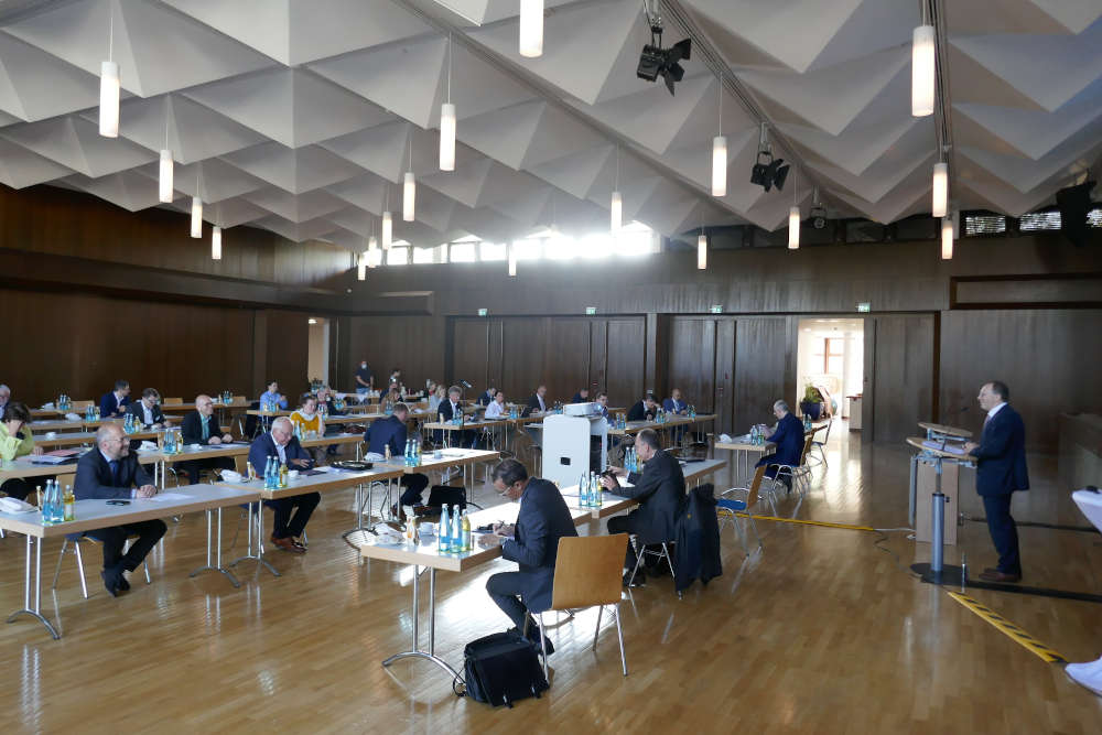 Die jüngste Kreisversammlung des Gemeindetags fand im Bürgerhaus in Malsch statt. (Foto: Landratsamt Karlsruhe)