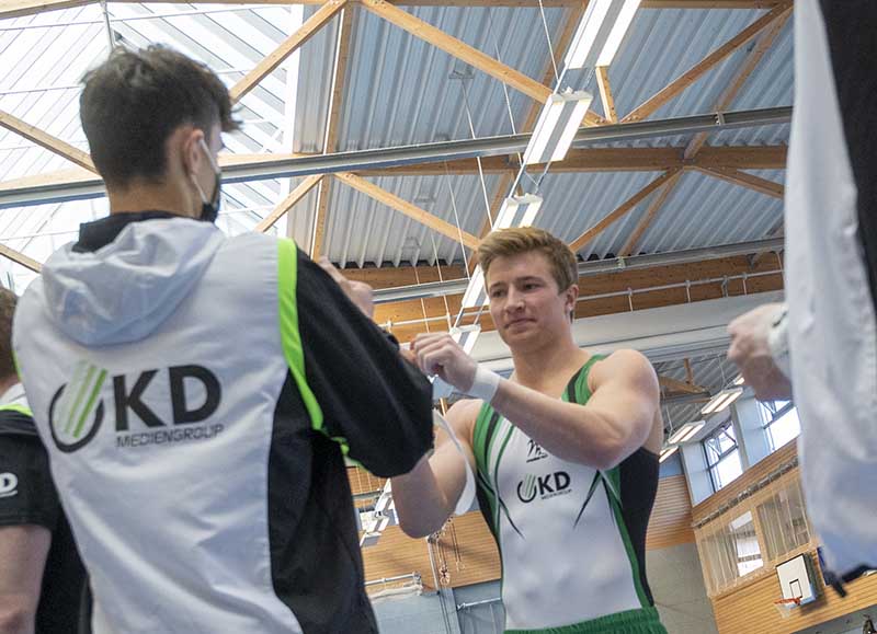 Grünstadter Kunstturner behaupten sich beim Saisonauftakt (Foto: Helmut Dell)