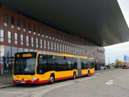 Schnell und umweltfreundlich zur „offerta“ geht ́s mit dem Messe-Express der Verkehrs- betriebe Karlsruhe (Foto: KVV)