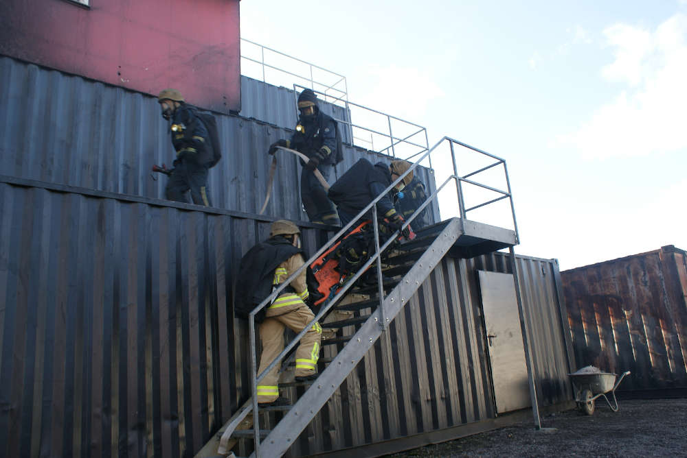 Übung im Training- und Kompetenzzentrum RLP in Miehlen (Foto: Presseteam der Feuerwehr VG Lambrecht)