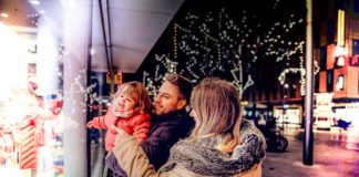 Weihnachtszauber Schaufenster (Foto: Stadtmarketing Mannheim GmbH_HEYMO_Moritz Schleiffelder)