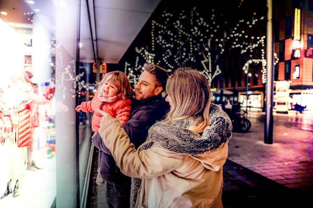 Weihnachtszauber Schaufenster (Foto: Stadtmarketing Mannheim GmbH_HEYMO_Moritz Schleiffelder)