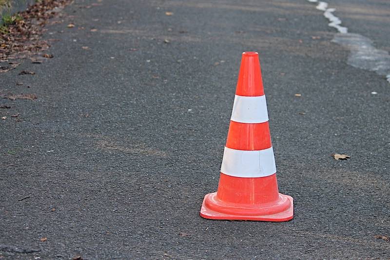 Symbolbild Sperrung Pylon Leitkegel (Foto: Pixabay/Manfred Richter)