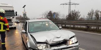 Auffahrunfall auf der BAB 65 (Foto: Feuerwehr Neustadt)