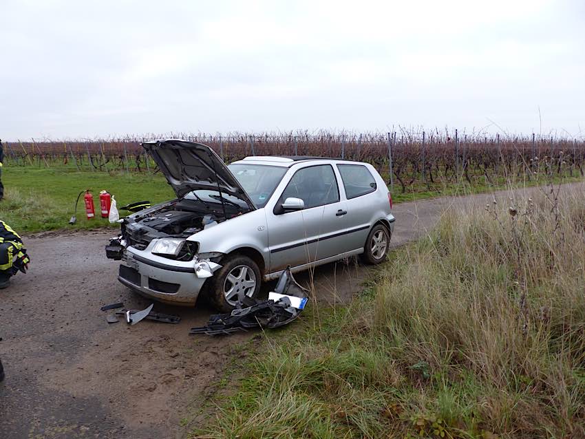 Verkehrsunfall auf der L 519 (Foto: Feuerwehr Neustadt)