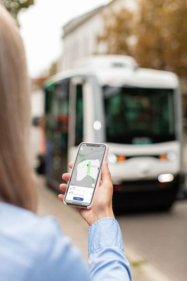 EVA-Shuttle-Buchung per App (Foto: Paul Gärtner)