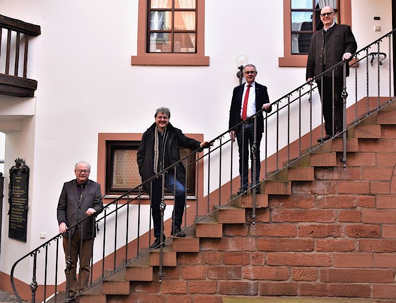 v.l.: Bernd Dieffenbacher, Michael Landgraf, Oliver Stieß und Peter Döngi (Foto: Weinbruderschaft der Pfalz)