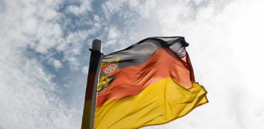 Symbolbild Flagge Rheinland-Pfalz RLP (Foto: Pixabay)