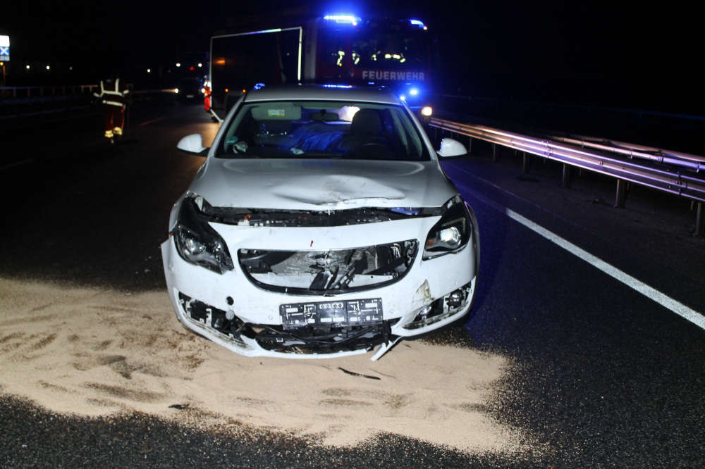 Unfallbeteiligter PKW (Foto: Polizei RLP)