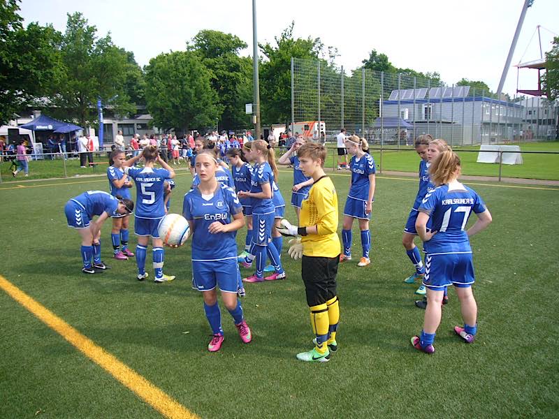 Fußball-Junorinnen (Foto: Hannes Blank)
