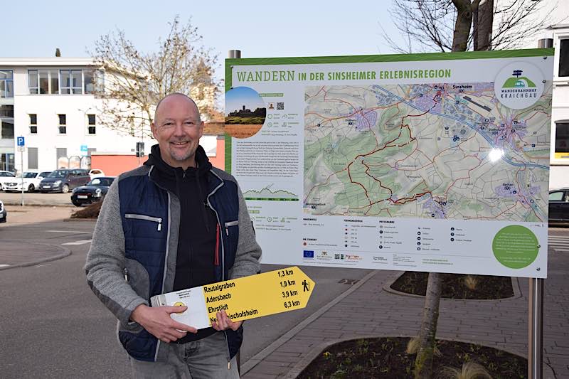 Michael Jerabek hat die Umsetzung der Wanderwegebeschilderung begleitet (Foto: Stadt Sinsheim)