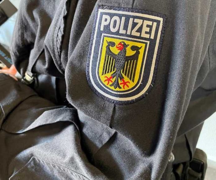 Symbolbild, Polizei, Jacke © Bundespolizei