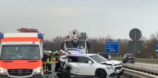 Verkehrsunfall auf der BAB 65 (Foto: Feuerwehr Neustadt)