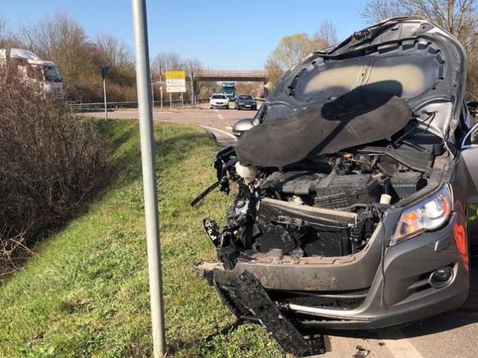 Unfallstelle, B47, Einmündung Hohen-Sülzen, Unfallbeteiligter PKW