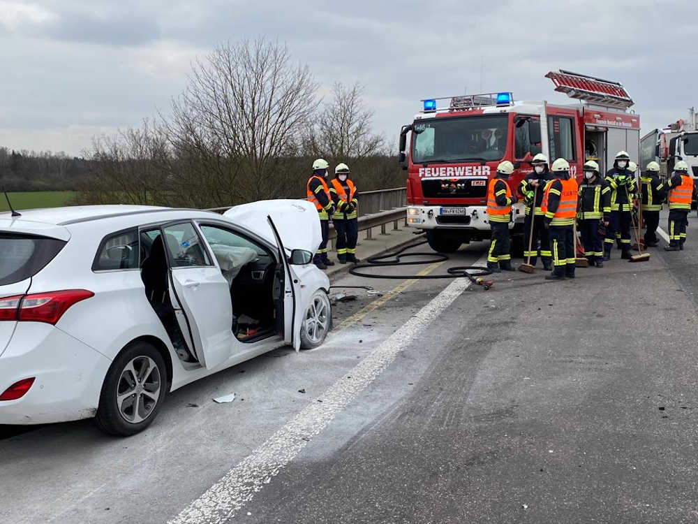 Verkehrsunfall auf der BAB 65 (Foto: Feuerwehr Neustadt)