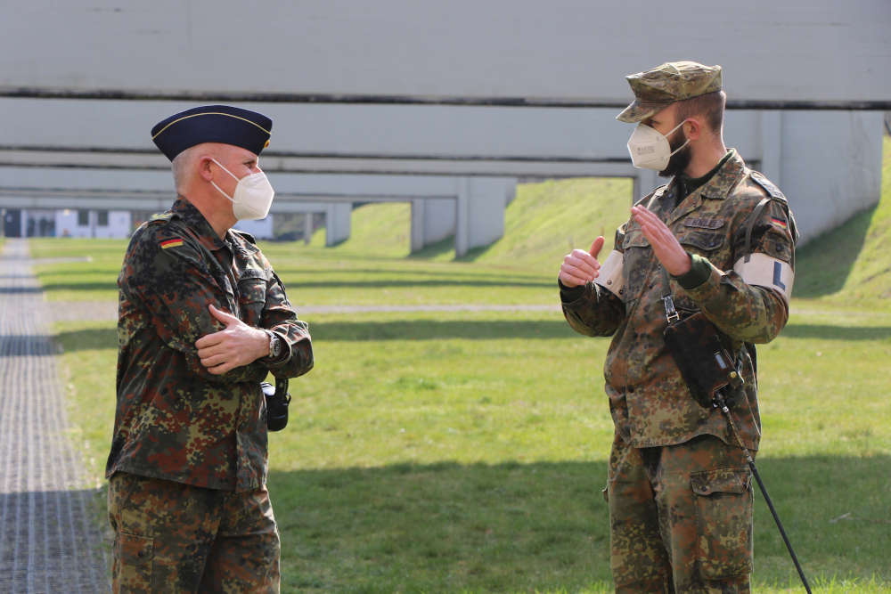 Truppenbesuch Kommandeur Bodengebundene Verbände (Foto: StFw Frank Wiedemann)