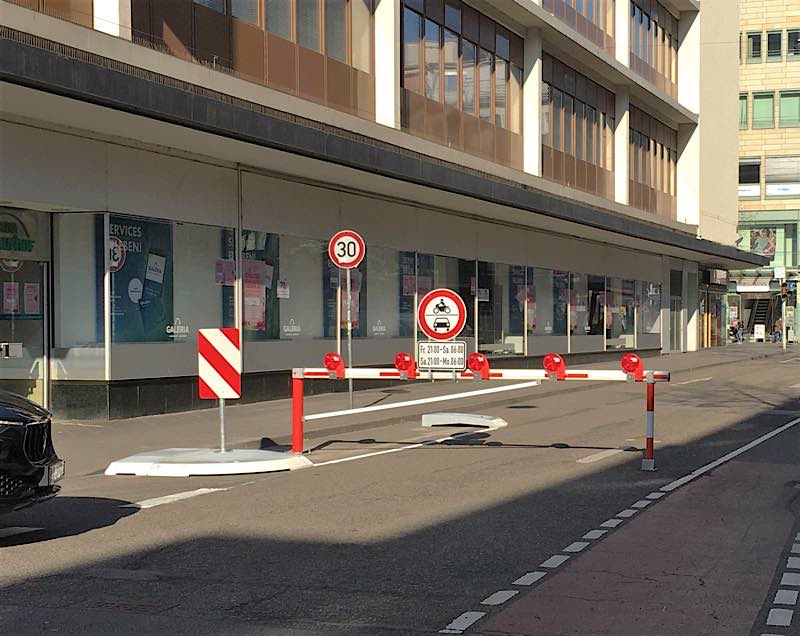 Die Schranke in der Fressgasse (Foto: Stadt Mannheim)