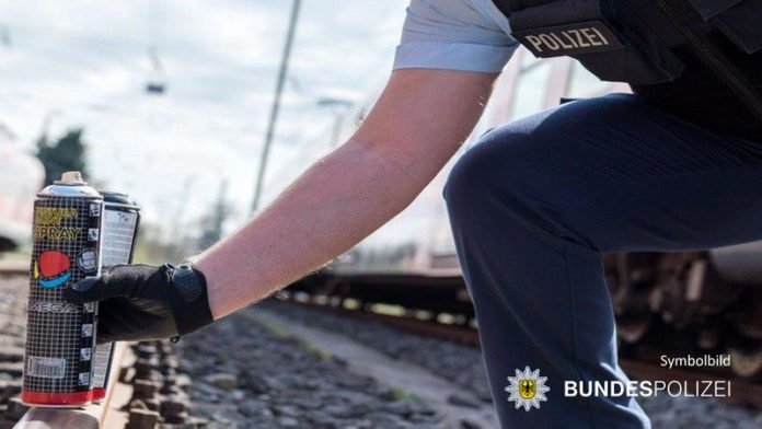 Symbolbild, Graffiti, Farbdosen, Farbschmierereien © Bundespolizei
