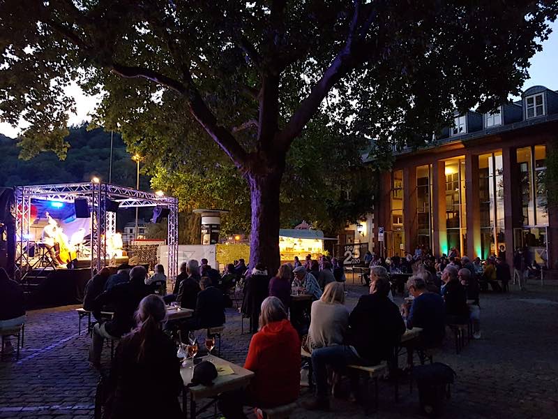 Eröffnung der Sommerbühne im Juli 2020 (Foto: Karlstorbahnhof)