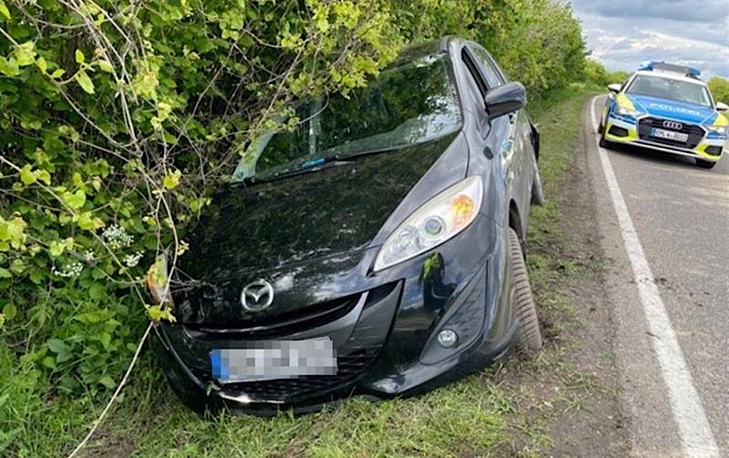 Beschädigter PKW (Foto: Polizei RLP)