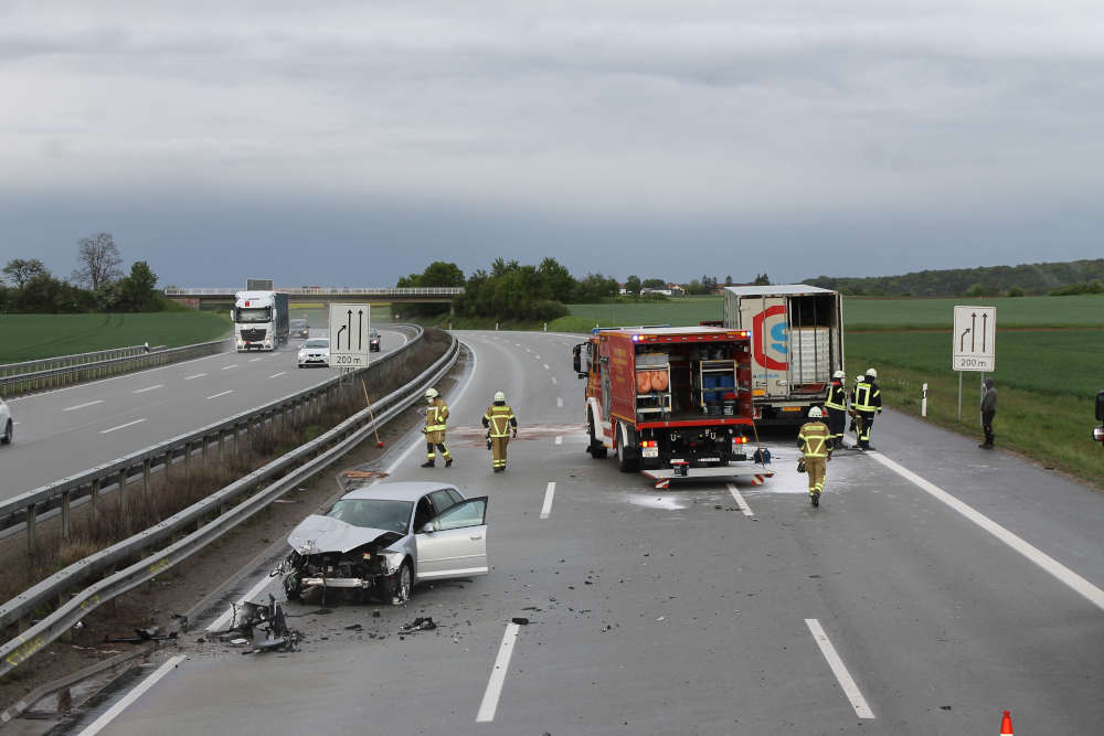 Die Unfallstelle auf der A 6 (Foto: Polizei RLP)