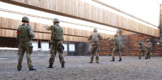 Einsatzvorbereitende Ausbildung für herausgehobene militärische Führungskräfte (Foto: StFw Frank Wiedemann/Bundeswehr)