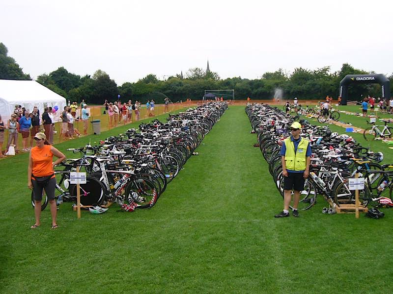 Wechselzone der DM Triathlon in Viernheim, 2018 (Foto: Hannes Blank)