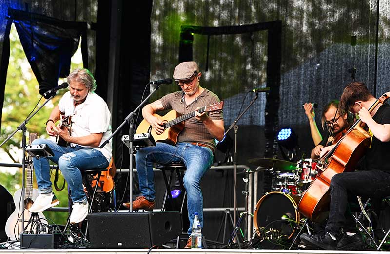 „Simon & Garfunkel – Tribute“ in Eisenberg (Foto: Helmut Dell)