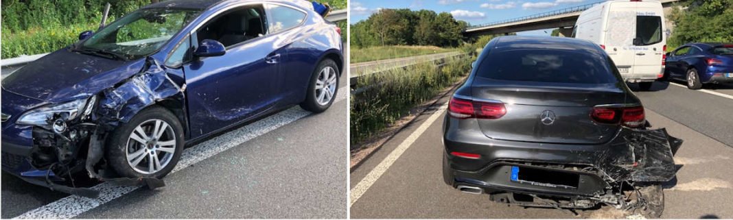 Zwei unfallbeteiligte Fahrzeuge (Foto: Polizei RLP)