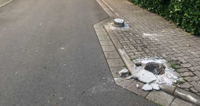 pol-pdld-edenkoben-mit-betonpfeiler-kollidiert