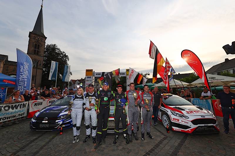 Die Sieger der diesjährigen ADAC Saarland-Pfalz Rallye (Foto: PR/ADAC e.V.)