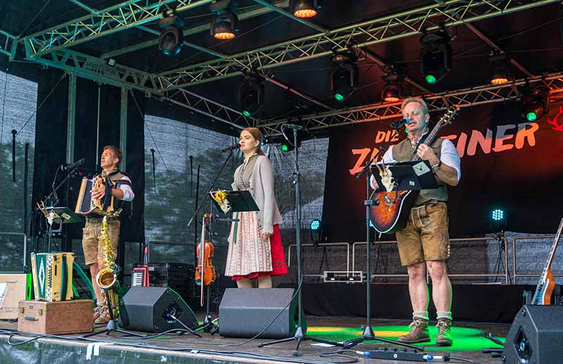 OPEN AIR Veranstaltung Eisenberg (Foto: Helmut Dell)