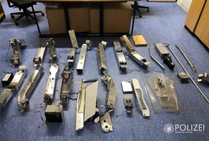 Die Täter zerlegten den Automat in seine Einzelteile