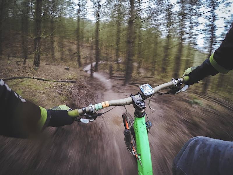 Symbolbild Mountainbike Downhill (Foto: Pixabay)